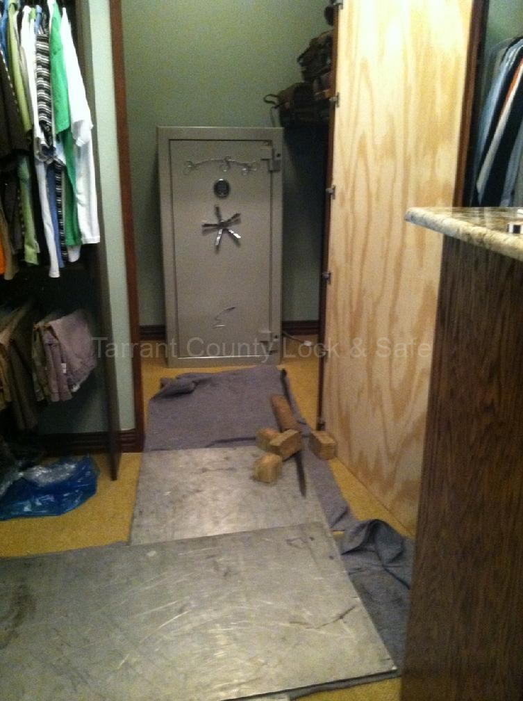 Installation of an Amsec Gun Safe in Fort Worth, TX