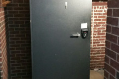 Removing Bank Safes and Safe Deposit Boxes in Fort Worth, TX