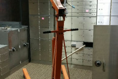 Removing Bank Safes and Safe Deposit Boxes in Fort Worth, TX