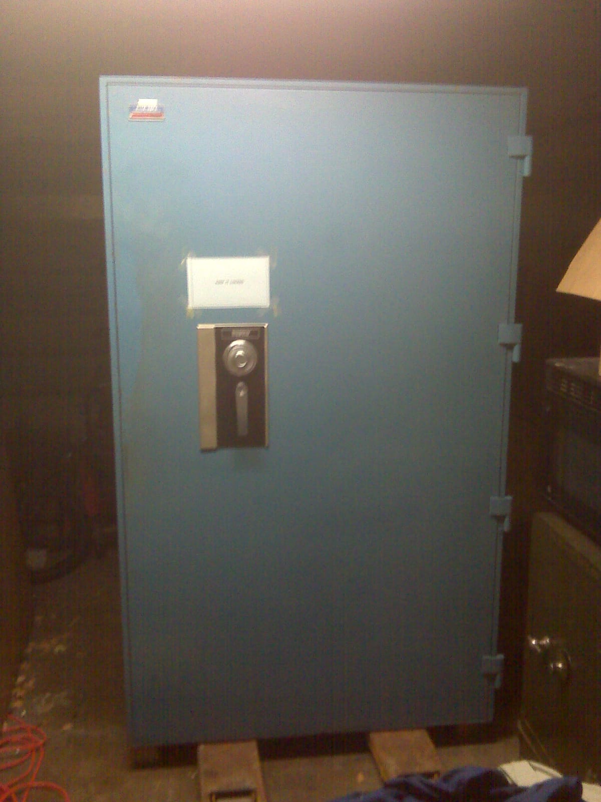 Moving a Diebold Data Safe in Dallas, TX