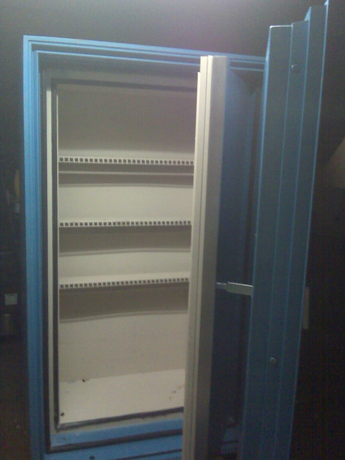 Moving a Diebold Data Safe in Dallas, TX
