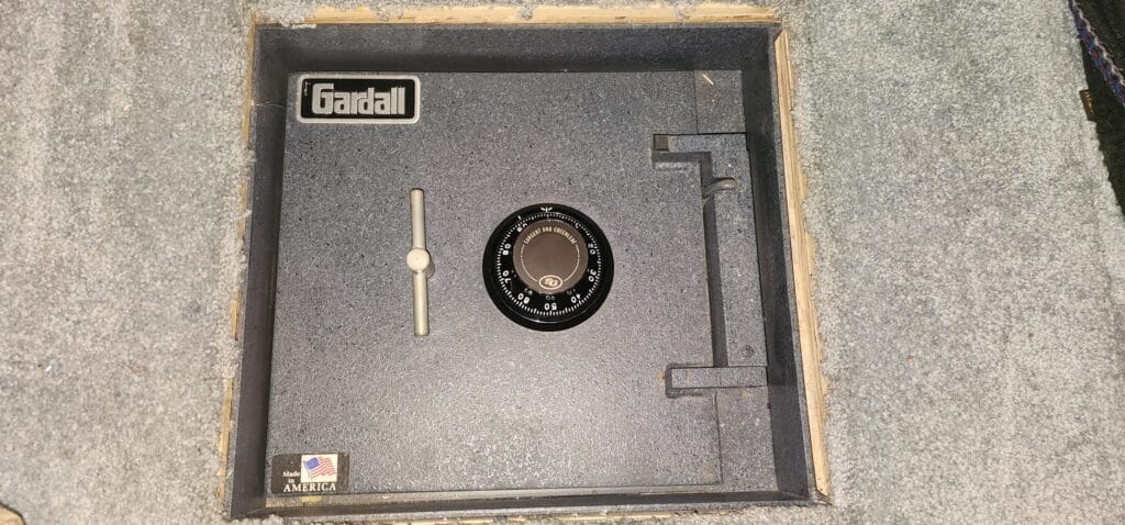 floor safe opening in Dallas, TX